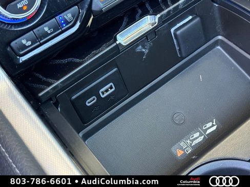 Used 2023 GMC Yukon Denali AWD/4WD image 35