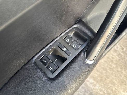 Used 2020 Volkswagen Passat 2.0T R-Line image 24