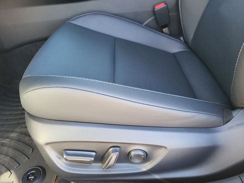 New 2026 Toyota Prius Plug-In Hybrid image 8