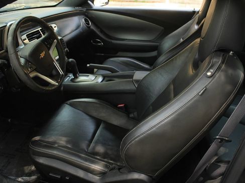 Used 2015 Chevrolet Camaro LT w/ RS Package RWD image 15