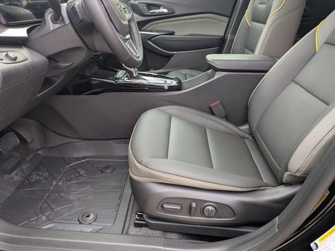 New 2026 Chevrolet Trax ACTIV w/ Sunroof Package image 10