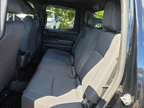 Used 2024 Toyota Tacoma SR w/ SR Upgrade Package AWD/4WD image 17
