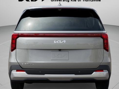 New 2026 Kia Carnival EX FWD image 7