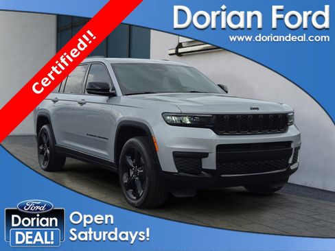 Used 2023 Jeep Grand Cherokee L Laredo image 1