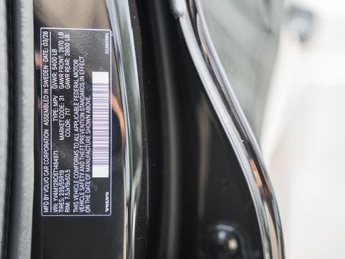New 2026 Volvo XC60 B5 Plus w/ Protection Package Premier AWD/4WD image 42