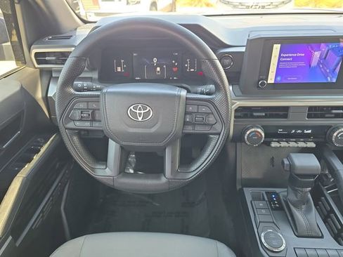 Used 2025 Toyota Tacoma SR5 image 9