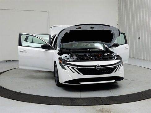 New 2026 Nissan Sentra SL w/ Floor Mat Package image 10