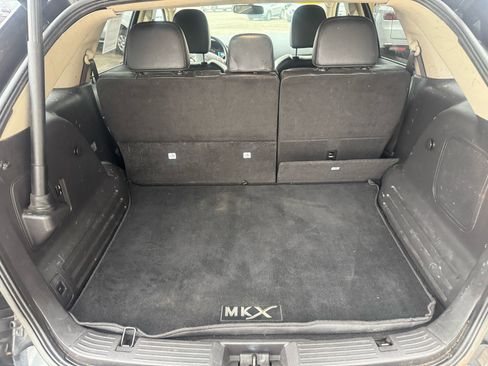Used 2011 Lincoln MKX AWD w/ Sight & Sound Pkg image 9
