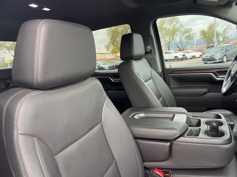 Used 2025 GMC Sierra 1500 SLT image 23