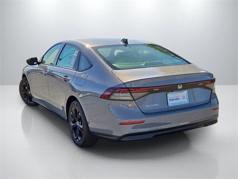 New 2025 Honda Accord SE image 6