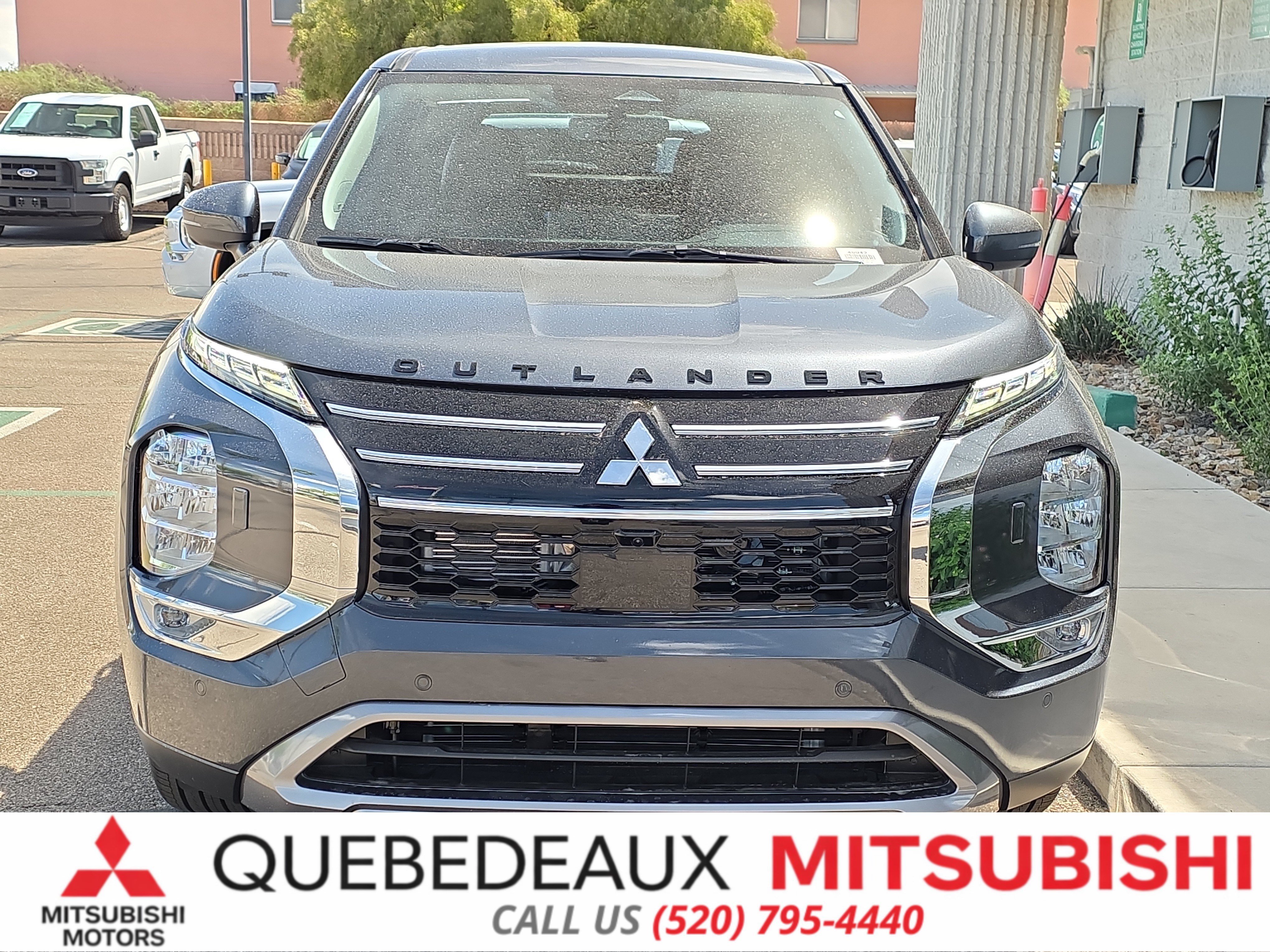 New 2026 Mitsubishi Outlander SE AWD/4WD image 2