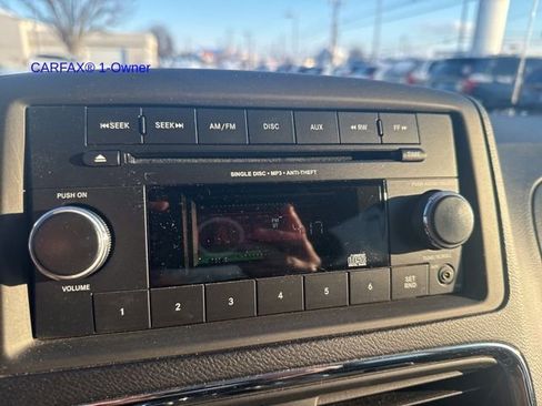 Used 2015 Dodge Grand Caravan SXT image 16