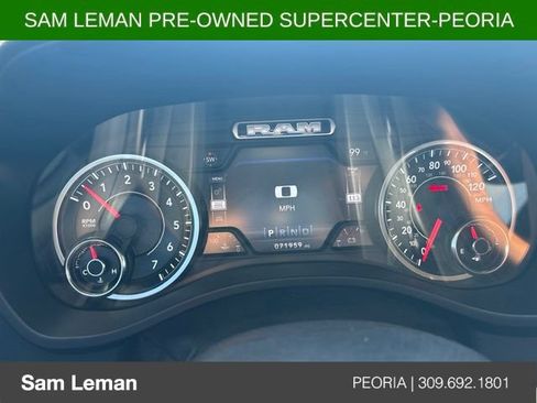 Used 2019 RAM 1500 Laramie AWD/4WD image 8