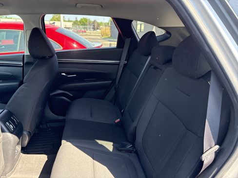 Used 2022 Hyundai Tucson SEL FWD image 7