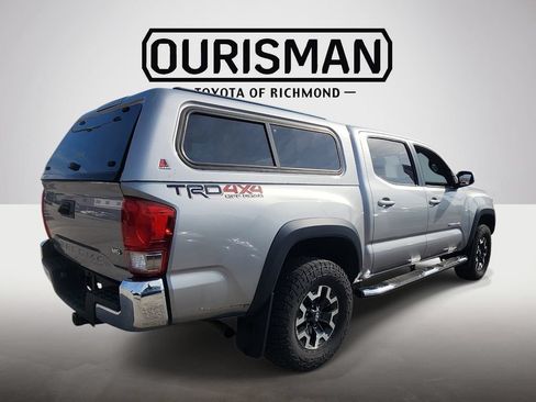 Used 2017 Toyota Tacoma TRD Off-Road w/ Tow Package (A/T) AWD/4WD image 7