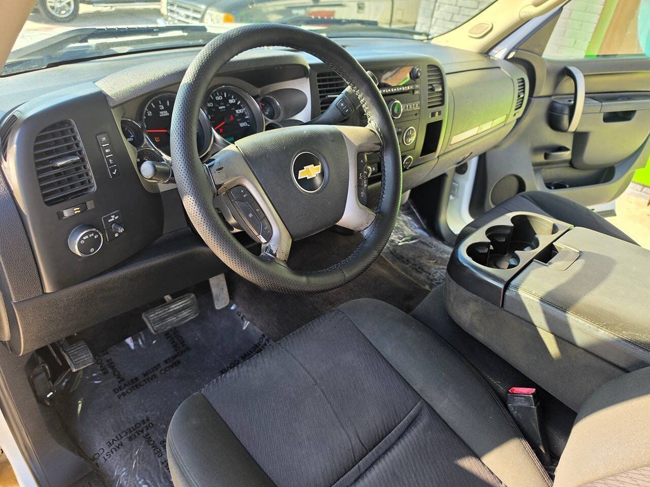 Used 2011 Chevrolet Silverado 1500 LT w/ All-Star Edition RWD image 16