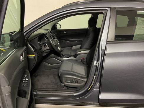 Used 2018 Hyundai Tucson Value AWD/4WD image 21