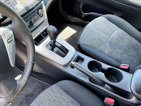 Used 2015 Nissan Sentra SV w/ Navigation Package FWD image 15