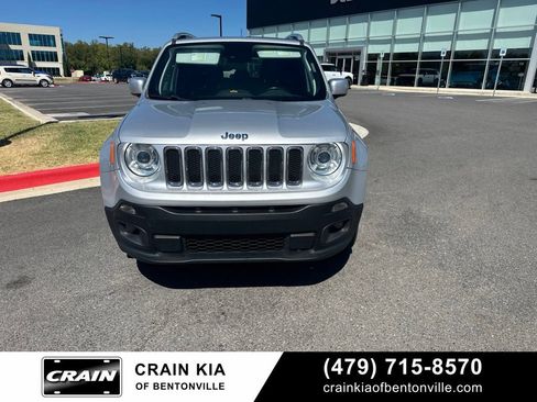 Used 2018 Jeep Renegade Limited w/ UConnect 8.4 Nav Group AWD/4WD image 8