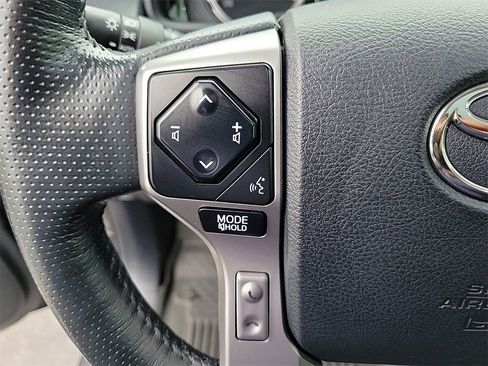 Used 2023 Toyota 4Runner Limited image 21