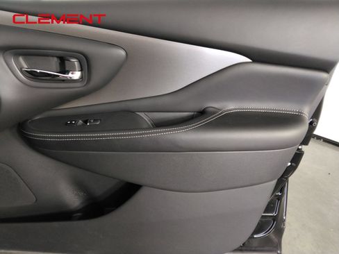 Used 2020 Nissan Murano SL AWD/4WD image 41