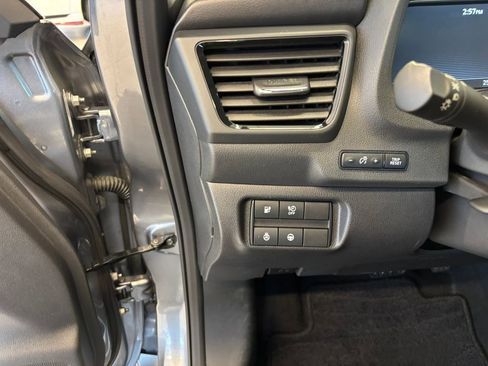 Used 2023 Nissan Leaf SV Plus image 16