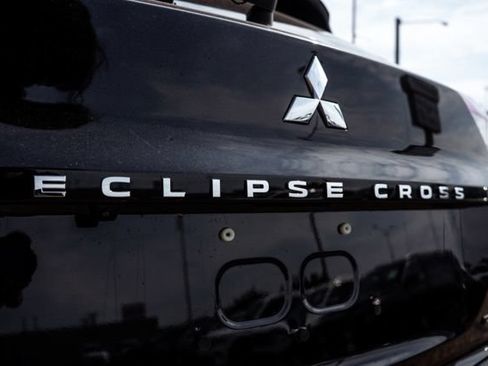New 2026 Mitsubishi Eclipse Cross LE AWD/4WD image 10