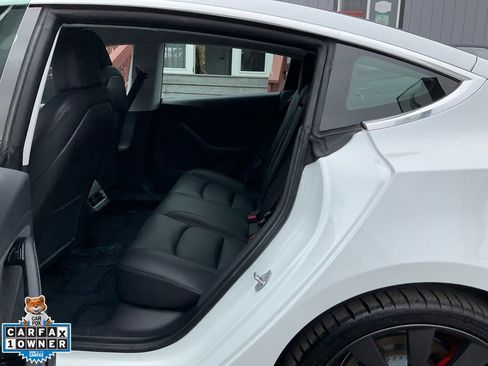 Used 2020 Tesla Model 3 Performance image 7
