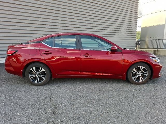 Used 2022 Nissan Sentra SV w/ All-Weather Package FWD image 2