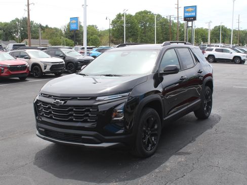 New 2026 Chevrolet Equinox LT w/ Midnight Edition FWD image 7