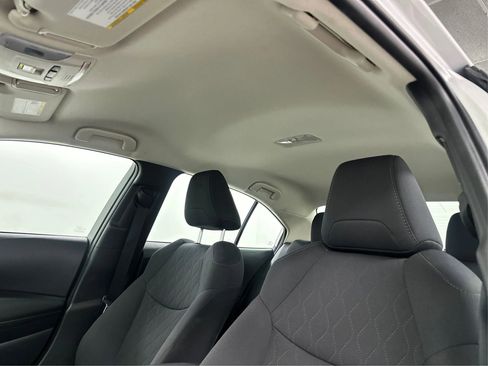 Used 2021 Toyota Corolla LE image 22
