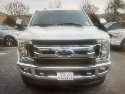 Used 2017 Ford F250 XLT w/ XLT Premium Package image 2