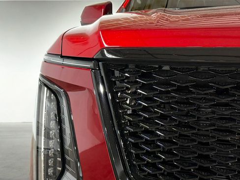New 2025 Cadillac Escalade ESV Sport w/ Touring Package image 9