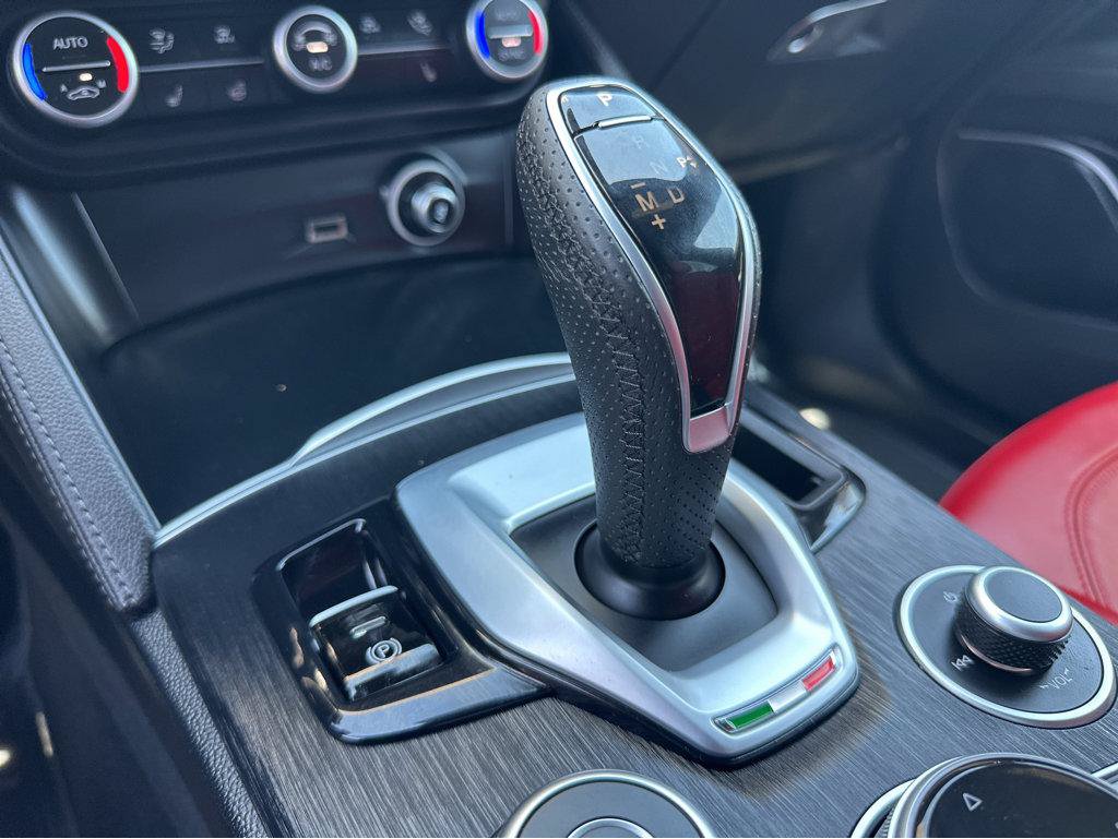 Used 2023 Alfa Romeo Stelvio Sprint RWD image 28