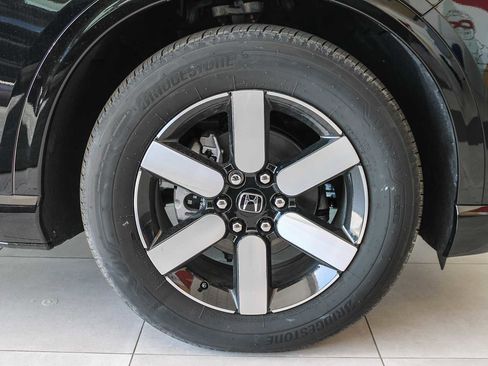 New 2026 Honda Prologue Touring image 11