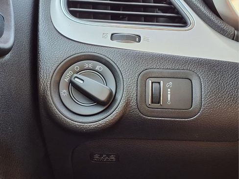 Used 2017 Dodge Journey SE w/ Flexible Seating Group FWD image 11