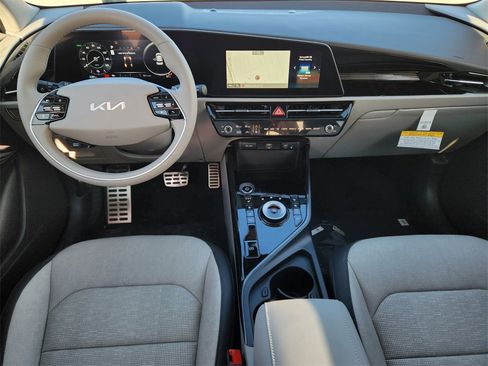 New 2025 Kia Niro Wave w/ Wave Preserve Package image 10
