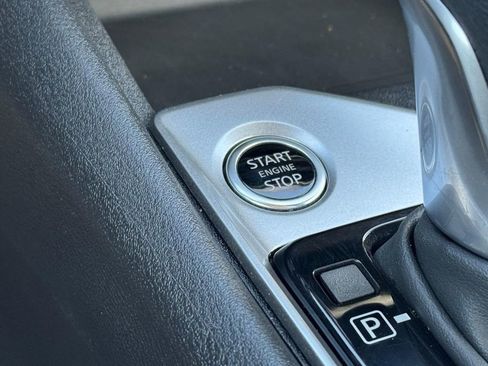 Used 2025 Nissan Altima 2.5 SV image 17