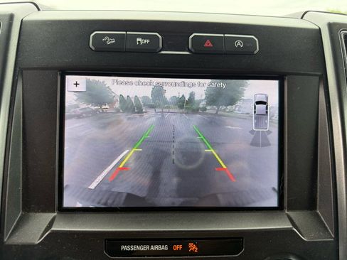 Used 2019 Ford F150 XLT w/ Equipment Group 302A Luxury AWD/4WD image 17
