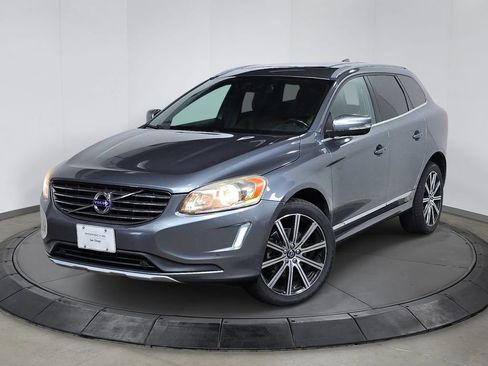 Used 2016 Volvo XC60 T5 Premier w/ Proximity Package FWD image 1