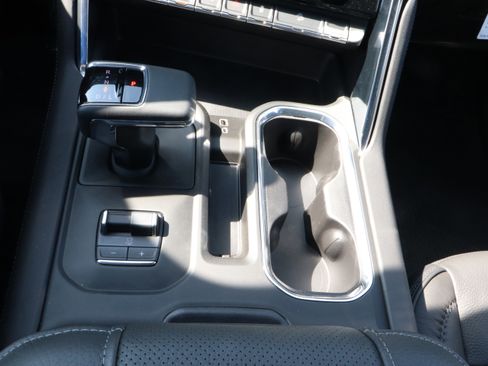 New 2025 GMC Sierra 1500 Denali w/ Technology Package image 15