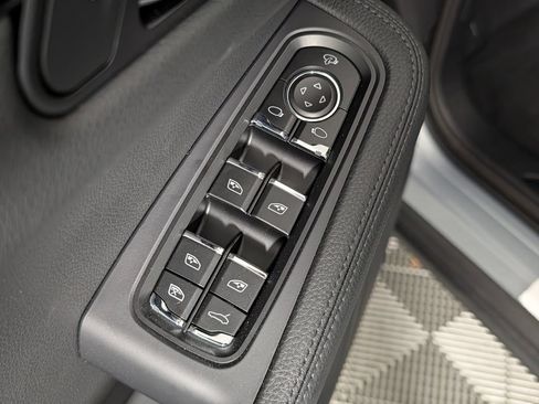 New 2026 Porsche Macan AWD/4WD image 27