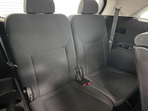 Used 2019 Kia Sorento LX image 31