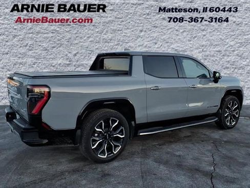Used 2025 GMC Sierra EV Denali image 6