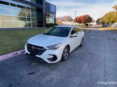Used 2023 Subaru Legacy Premium image 3