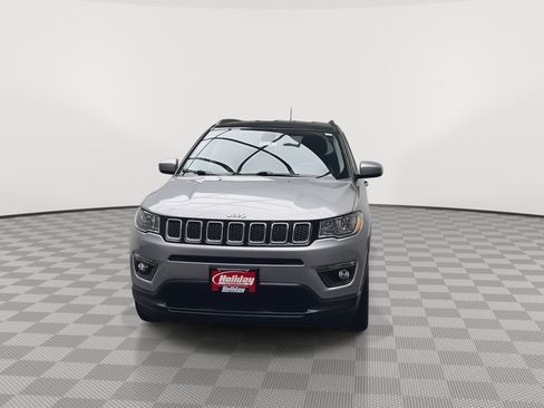 Used 2020 Jeep Compass Latitude w/ Cold Weather Group AWD/4WD image 30