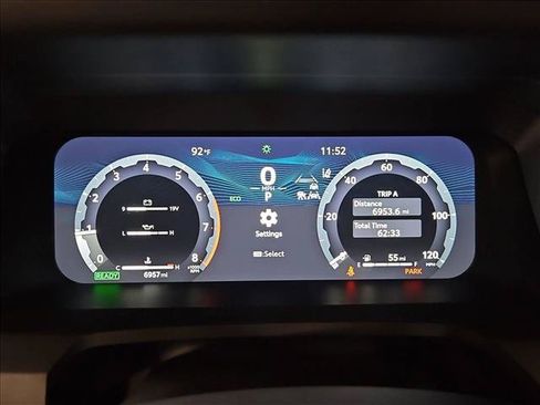 Used 2025 Toyota 4Runner TRD Off-Road Premium w/ Tow Technology Package AWD/4WD image 11