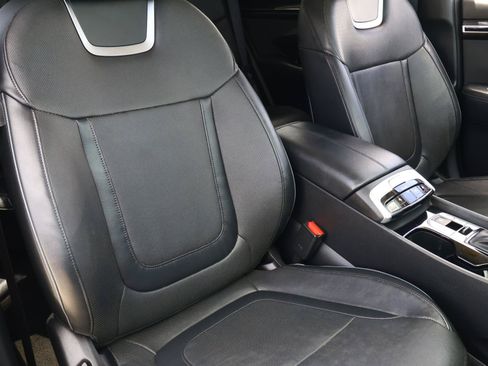 Used 2022 Hyundai Tucson SEL w/ Convenience + Premium Package FWD image 17