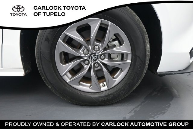 Used 2023 Toyota Sienna LE FWD image 39