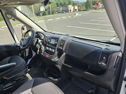 Used 2016 RAM ProMaster 2500 w/ Interior Convenience Group FWD image 10